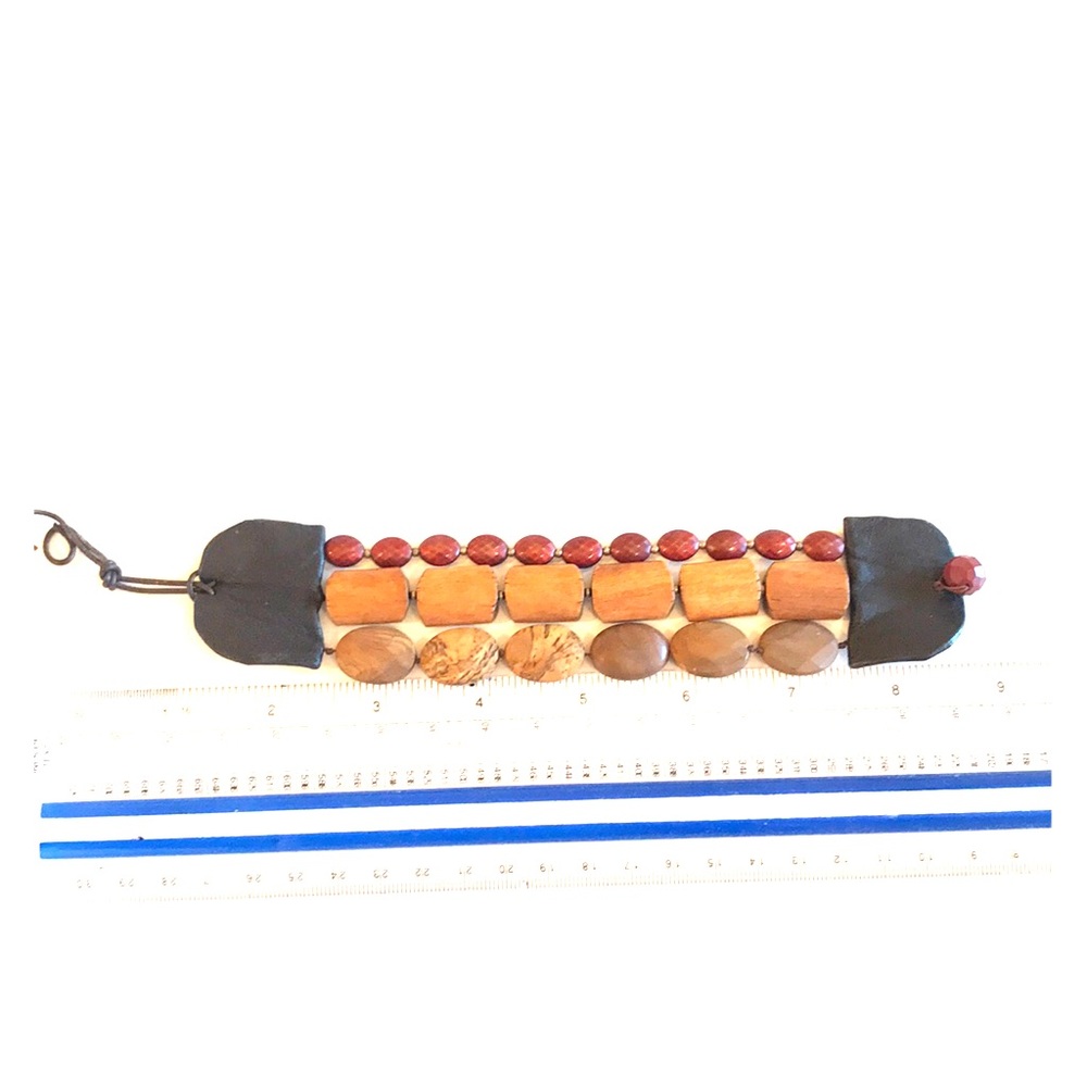 Bracelet. Leather & Wood.
